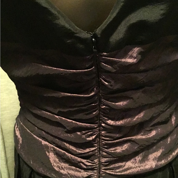 Elegant Simon Chang Black Embroidered Dress - Picture 5 of 6